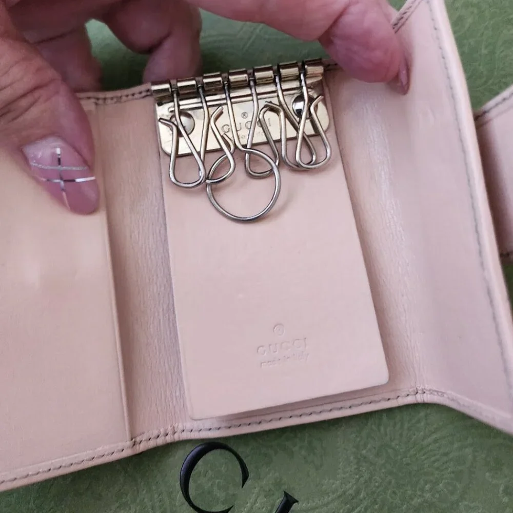 Gucci Key Case - Picture 5 of 11